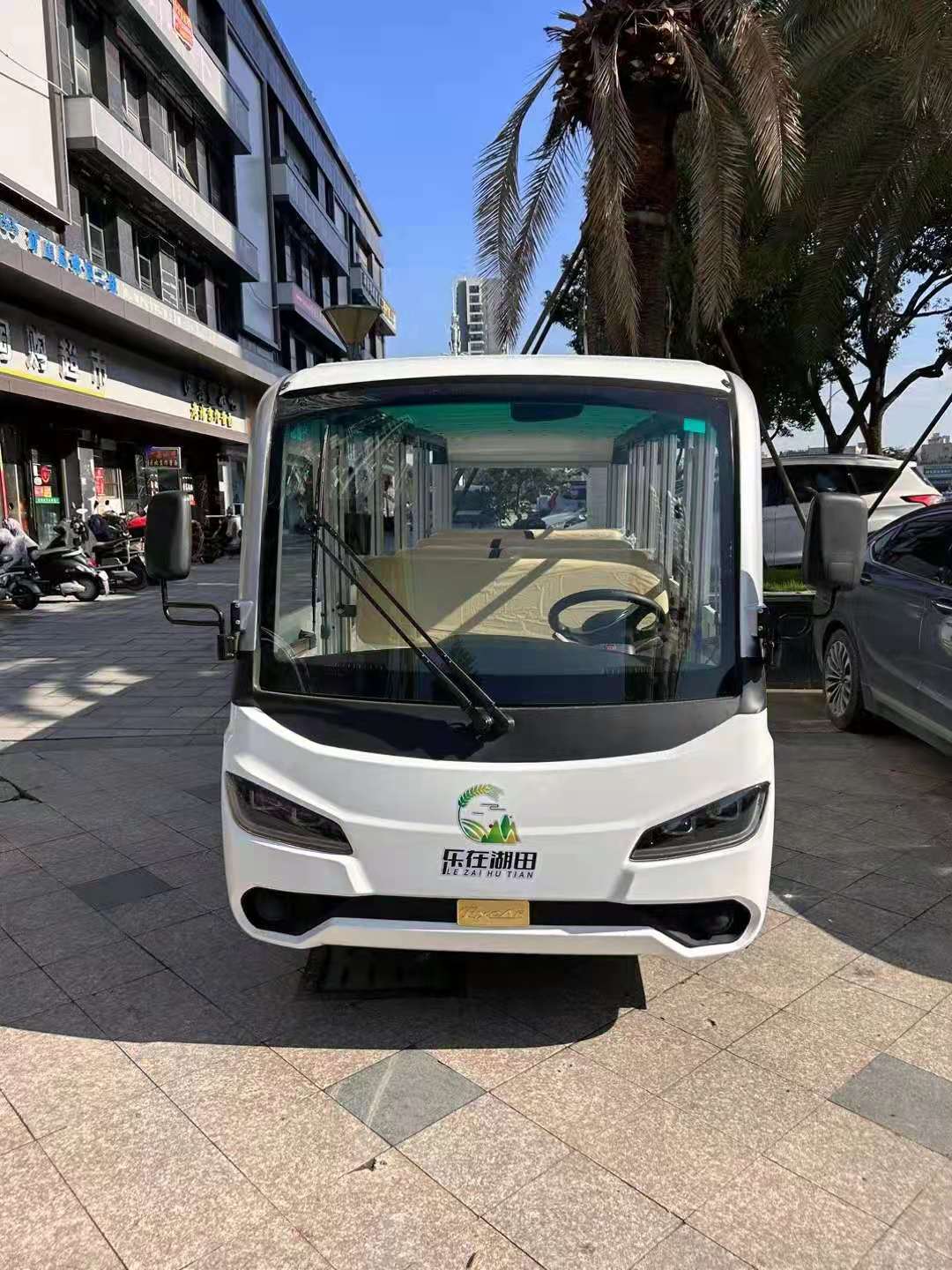 樂(lè)在湖田，坐上休閑觀光車一起來(lái)體驗(yàn)未來(lái)鄉(xiāng)村田園生活
